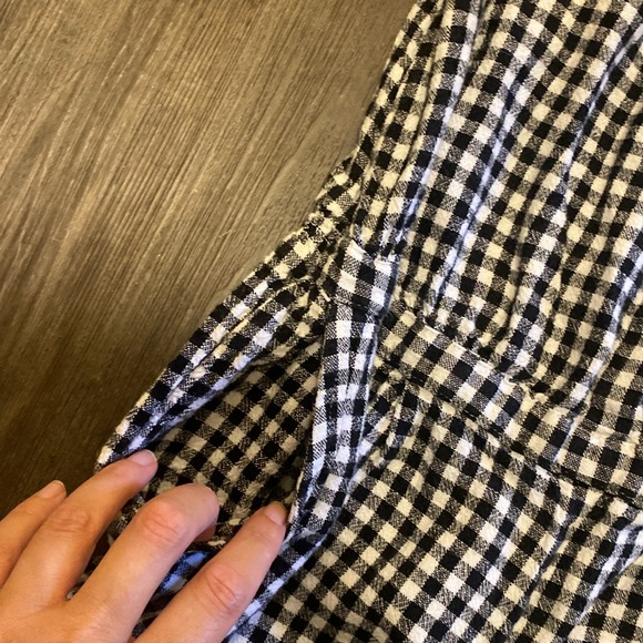 Off Shoulder Gingham Romper - Picture 3 of 4